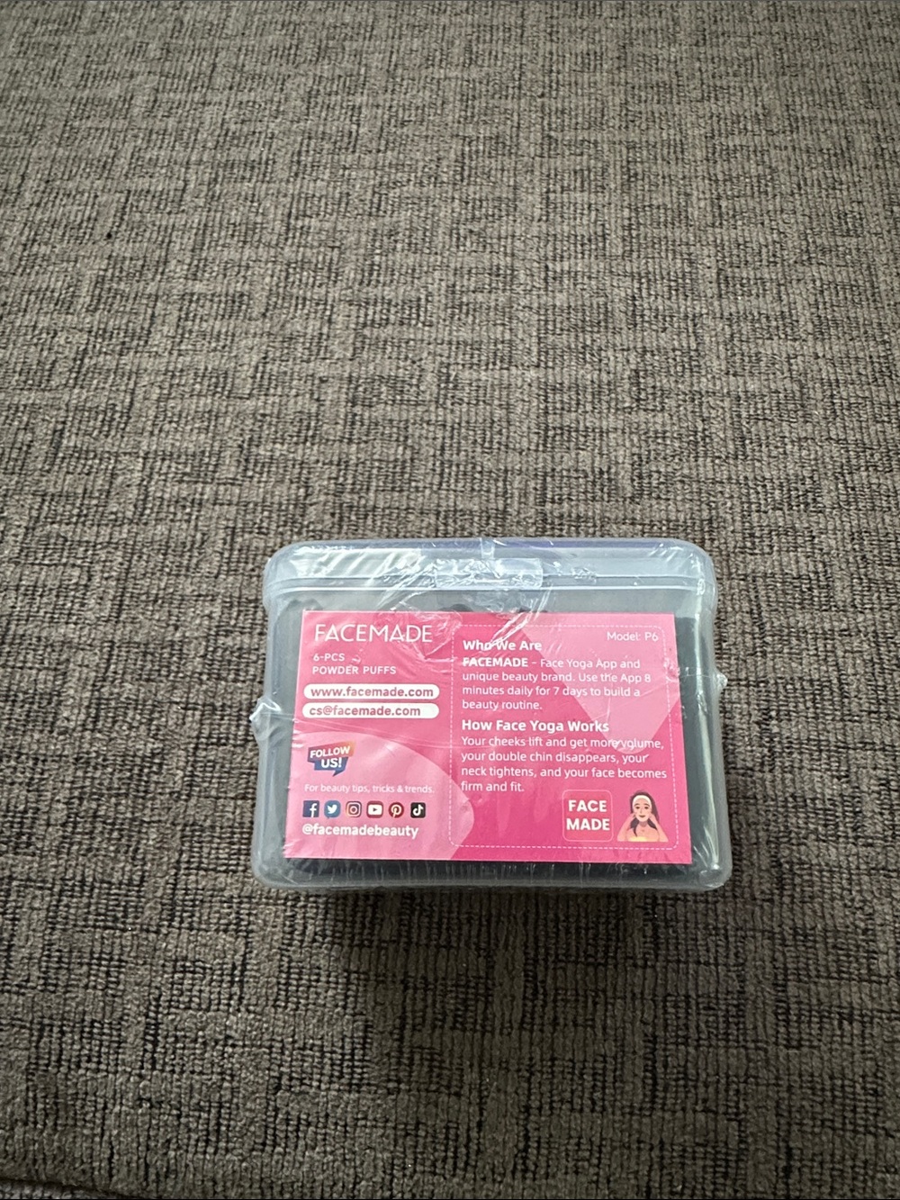 FACEMADE Powder Puffs - Pink Label Compact Case